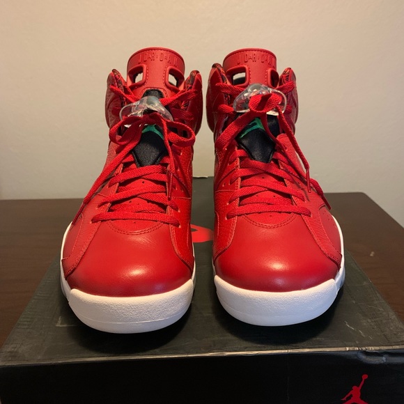 Jordan 6 - Picture 2 of 4